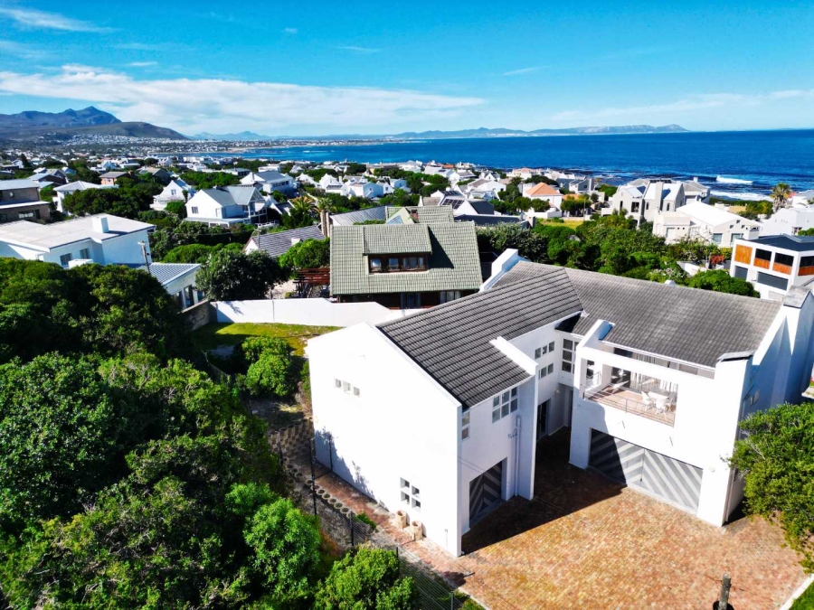 5 Bedroom Property for Sale in Vermont Western Cape